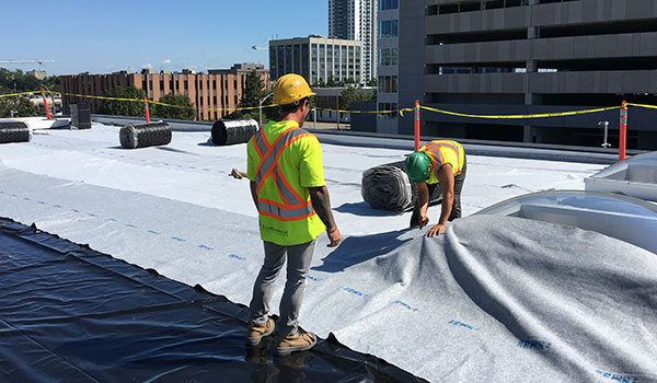 Installation work on a flat roof