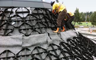 Georaster® elements are installed on a steep-pitch roof